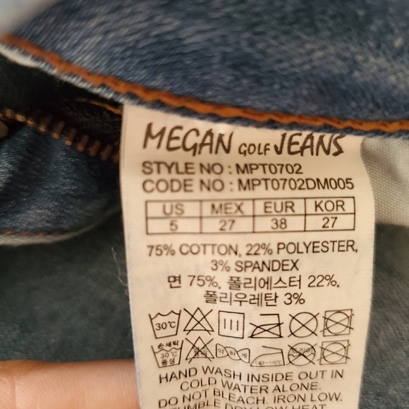 Jeans - Picture 2 of 3